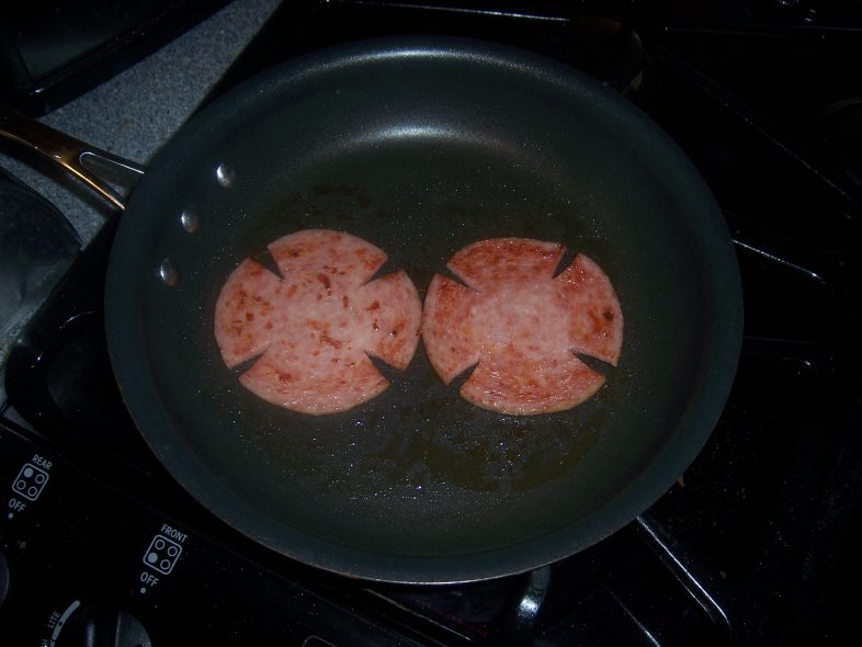 Pork_roll_slices_frying.JPG