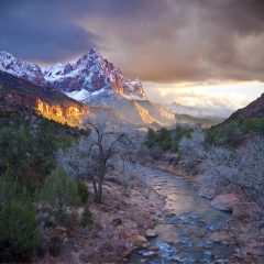 Zion_Canyon_in_winter.jpg